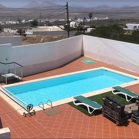 Apartment Oasis House *