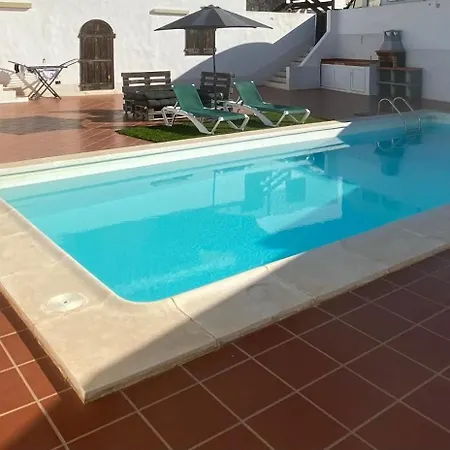 Oasis House Apartment